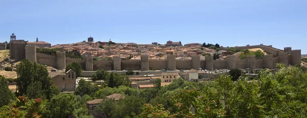 Avila ommuurde stad - Spanje — Stockfoto