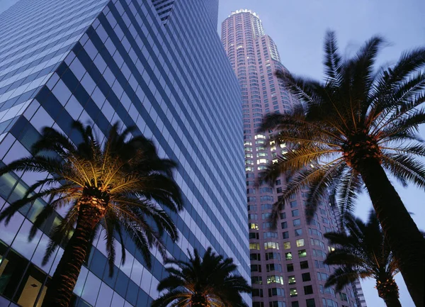 美国加利福尼亚州洛杉矶市中心的办公大楼 — 图库照片