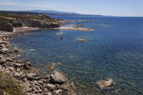 Archittu 附近的海岸线-撒丁岛-意大利 — 图库照片