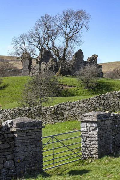 Pendragon Castle - Yorkshire Dales - England — Stock Photo, Image