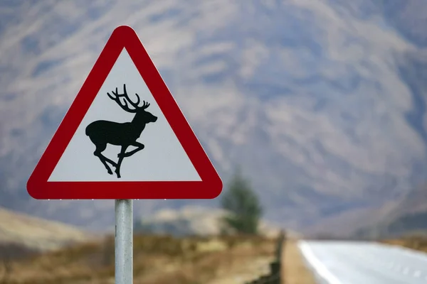 Britisches Straßenschild - schottisches Hochland — Stockfoto