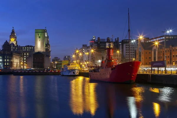 El muelle Albert en la ciudad de Liverpool - Inglaterra —  Fotos de Stock