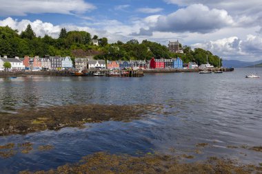 İskoçya 'nın batı kıyısındaki Mull Adası' nda Tobarmory