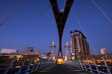 Milenyum Köprüsü - Manchester Salford Quays - İngiltere
