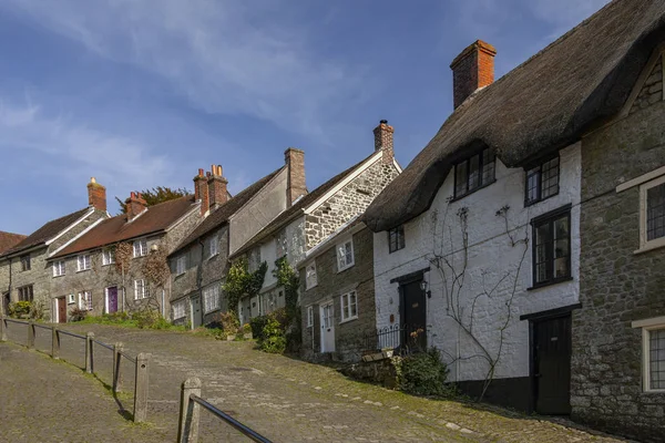 Shaftsbury Anglię Malownicze Gold Hill Mieście Shaftsbury Dorset Wielka Brytania — Zdjęcie stockowe