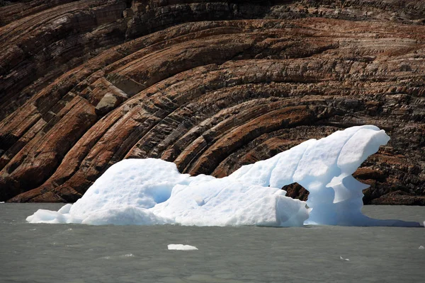 Rowki lodowe - Lodowiec Perito Moreno - Argentyna — Zdjęcie stockowe