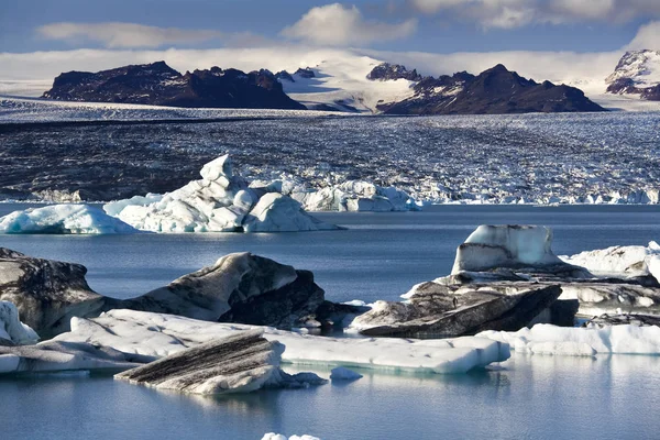 Ледник Джоколсарлон и лагуна - Исландия — стоковое фото