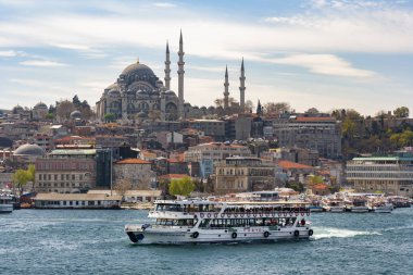 İstanbul Boğazı 'ndan Süleyman Camii' ne bakın. - 