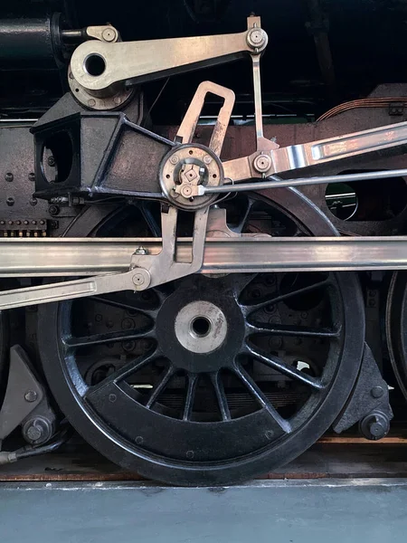 Wheels on a steam locomotive — Stock Photo, Image