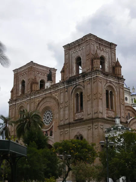 Catedral de Cuenca, Ecuador —  Fotos de Stock