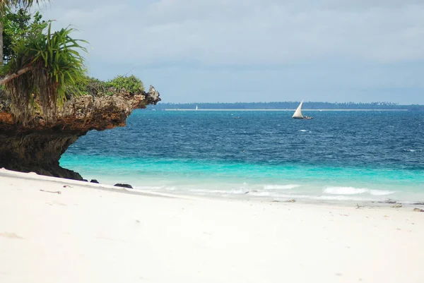 Uitzicht op het strand van Zanzibar — Stockfoto