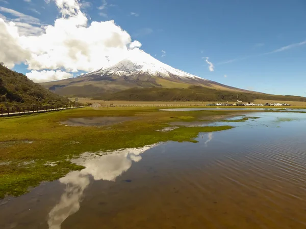 Vulcão cotopaxi — Fotografia de Stock