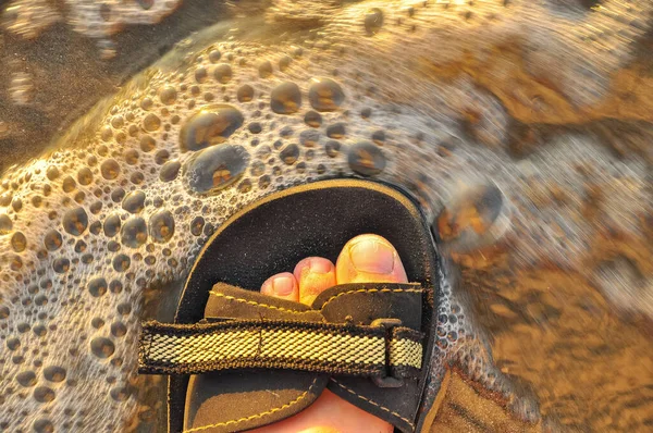 Sandal on the beach — Stock Photo, Image