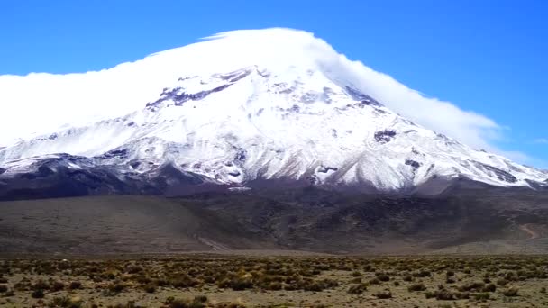 Blick Auf Den Gewaltigen Vulkan Chimborazo Dem Sonnennächsten Punkt Ecuadors — Stockvideo