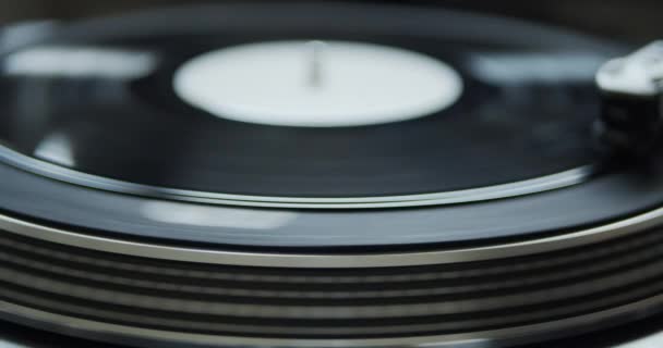 Listening Music Vinyl Gramophone Record Player — Stock Video