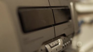 Stereo ses sisteminde analog ses kaseti çalmak - Klasik müzik konseptini dinlemek