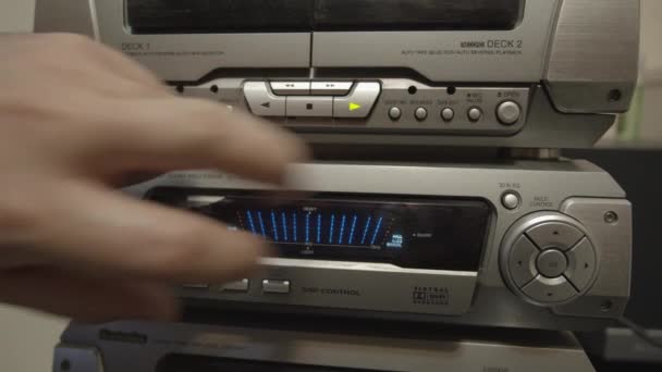 Muziek Afspelen Vintage Stereo Geluidssysteem Techniek Van Audio Cassette Tape — Stockvideo