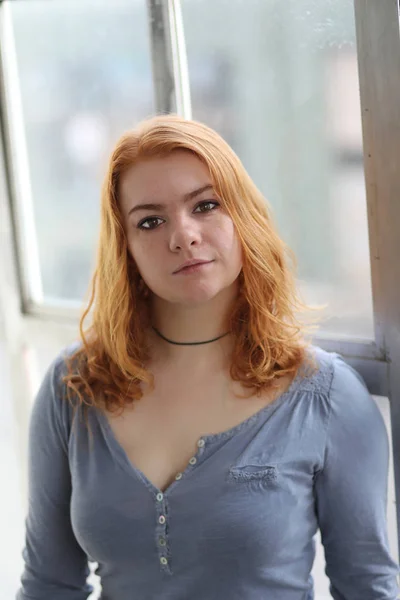 Red Haired Woman in Gray Button Down Top — Stock Photo, Image