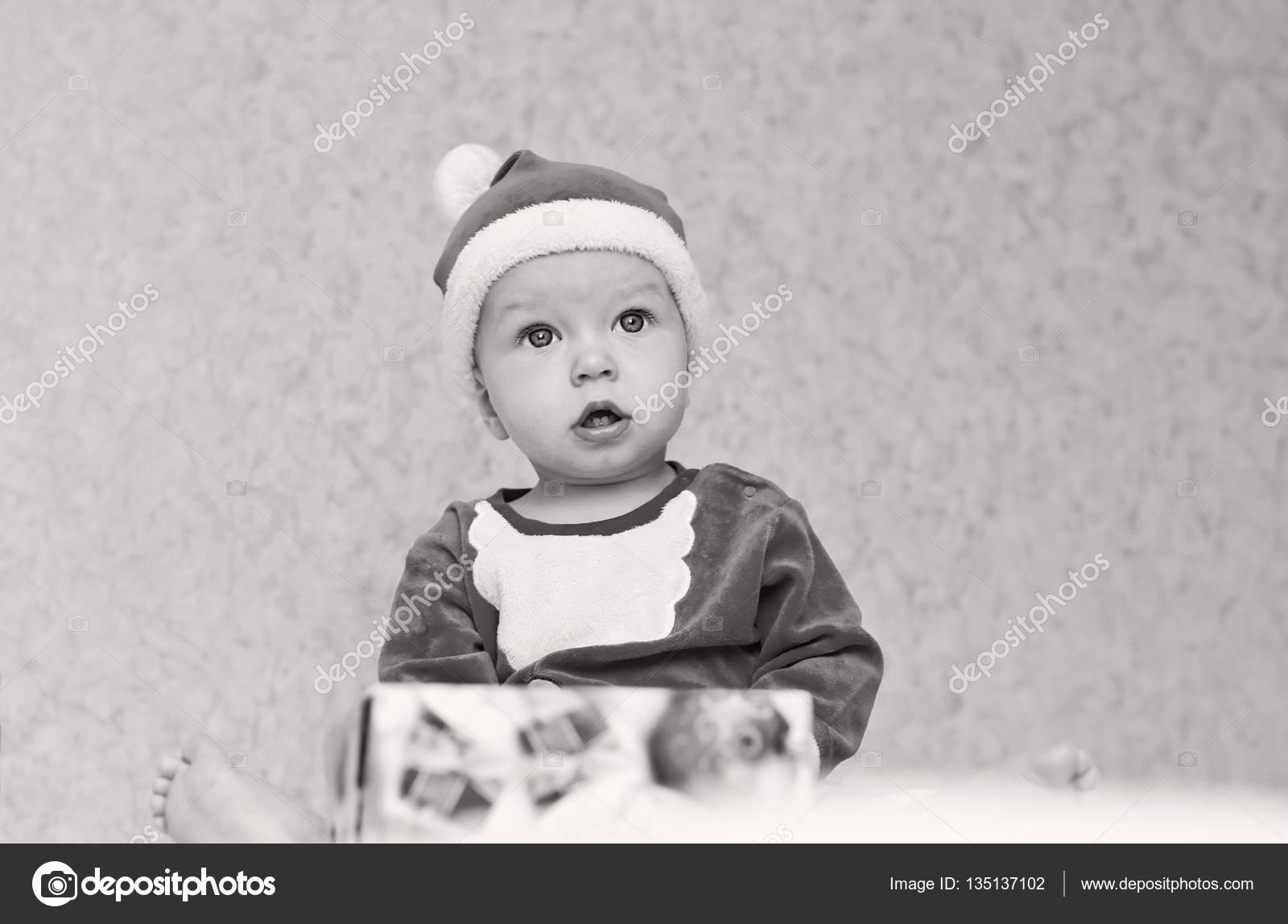 Assistant De Pere Noel Portrait Bebe Mignon Garcon Photographie Marchibas C Assistant De Pere Noel Portrait Bebe Mignon Garcon Photographie Marchibas C