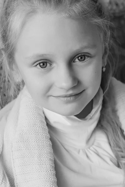 Portrait of a little cute girl — Stock Photo, Image