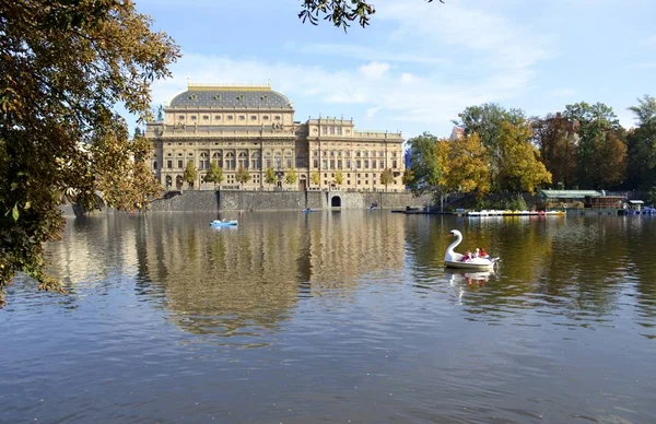 Prag Ulusal Tiyatrosu 