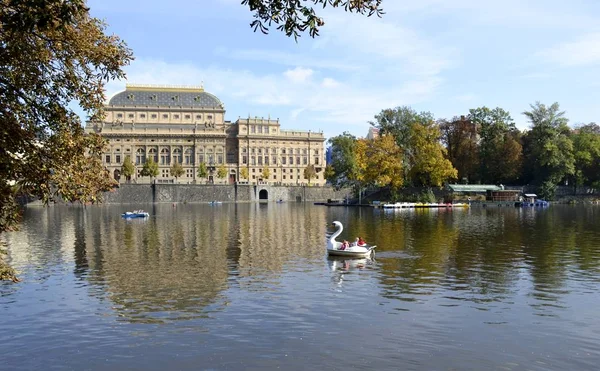 Prag Ulusal Tiyatrosu 