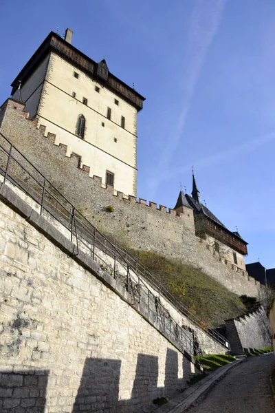 Архитектура замка Карлштейн — стоковое фото
