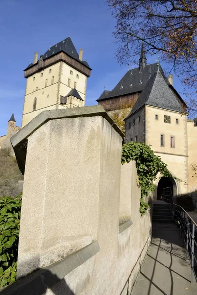 Architektura zamku Karlštejn — Zdjęcie stockowe