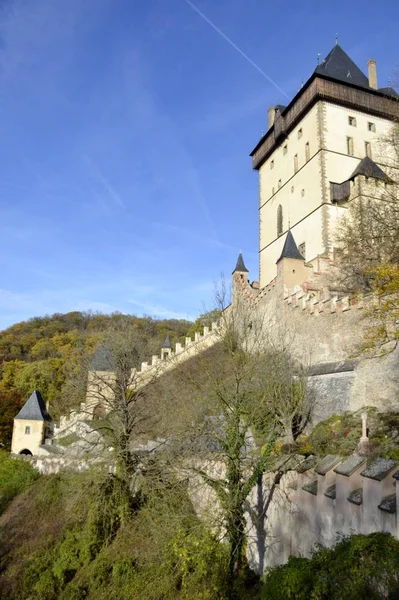 Arquitectura del castillo de Karlstejn — Foto de Stock