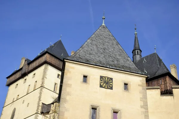 Arquitetura do castelo de Karlstejn — Fotografia de Stock