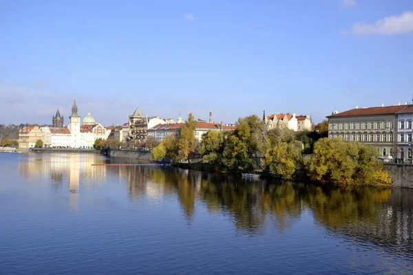 Архитектура Праги — стоковое фото