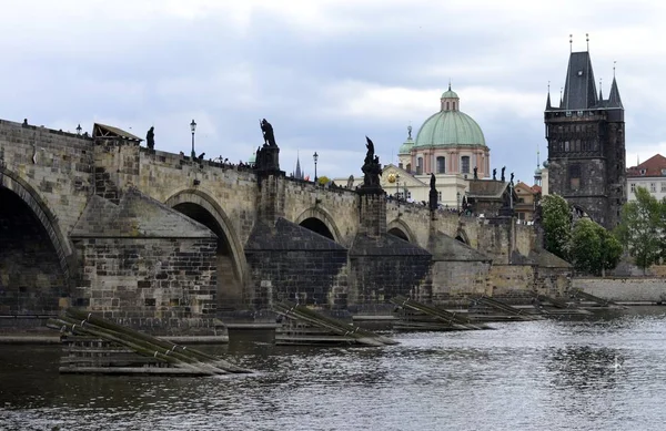 Prag gelen Mimarlık — Stok fotoğraf