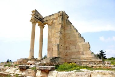 Apollon Hylates Kutsal mimari 