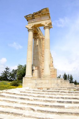 Apollon Hylates Kutsal mimari 