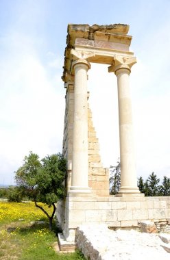 Apollon Hylates Kutsal mimari 