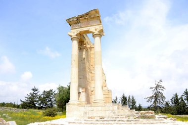 Apollon Hylates Kutsal mimari 