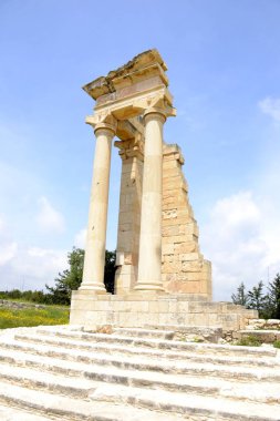 Apollon Hylates Kutsal mimari 