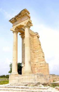 Apollon Hylates Kutsal mimari 