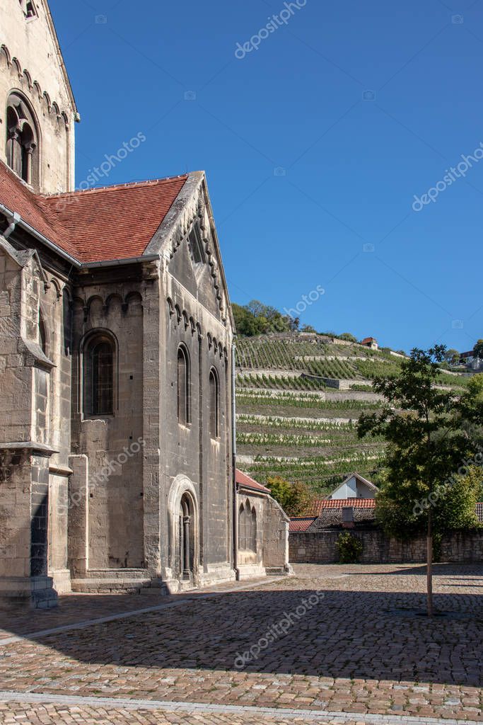 Sajonia Anhalt, vista desde el centro histórico en otoño en Friburgo