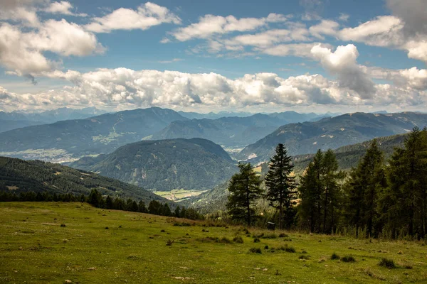 Panorama Dos Alpes Austríacos Lago Ossiacher Veja Com Montanhas Das — Fotografia de Stock