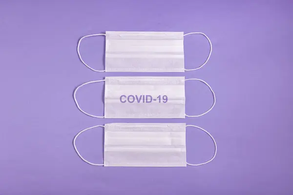 Surgical Mask Minimalist Purple Background — Stock Photo, Image