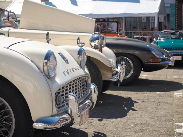 Reunión de coleccionistas de coches clásicos y motos . —  Fotos de Stock