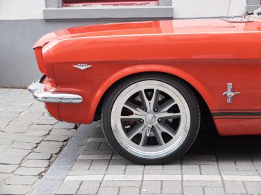 Mustang alaşım jant