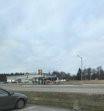 Filipstad / Vaermland / İsveç, 27 Aralık 2019. Lidl superm