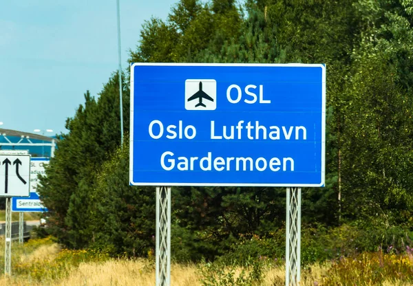 Oslo Noorwegen 2018 Bord Voor Oslo Gardermoen Luchthaven Noorwegen — Stockfoto