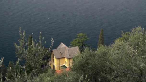Lake Como Olaszország Gyönyörű Kilátás Nyílik Tóra Kisvárosokra Part Mentén — Stock videók