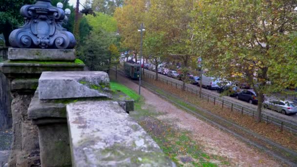 Milano Marzo 2020 Vecchio Traffico Tram Giallo Mattinata Autunnale Nella — Video Stock