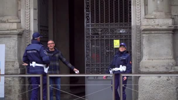 Mediolan Włochy Marca 2020 Opustoszałe Ulice Miasta Podczas Kwarantanny Mediolanie19 — Wideo stockowe