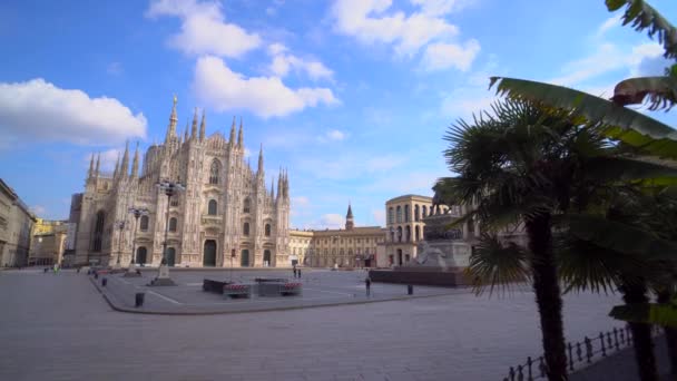 Milan Italie Mars 2020 Place Vide Devant Cathédrale Panique Couronne — Video