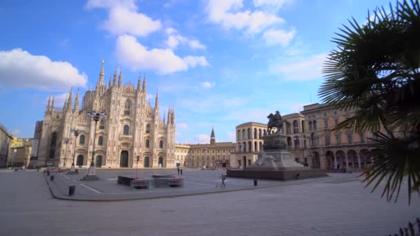 Milano Marzo 2020 Piazza Vuota Fronte Duomo Panico Dalla Corona — Video Stock